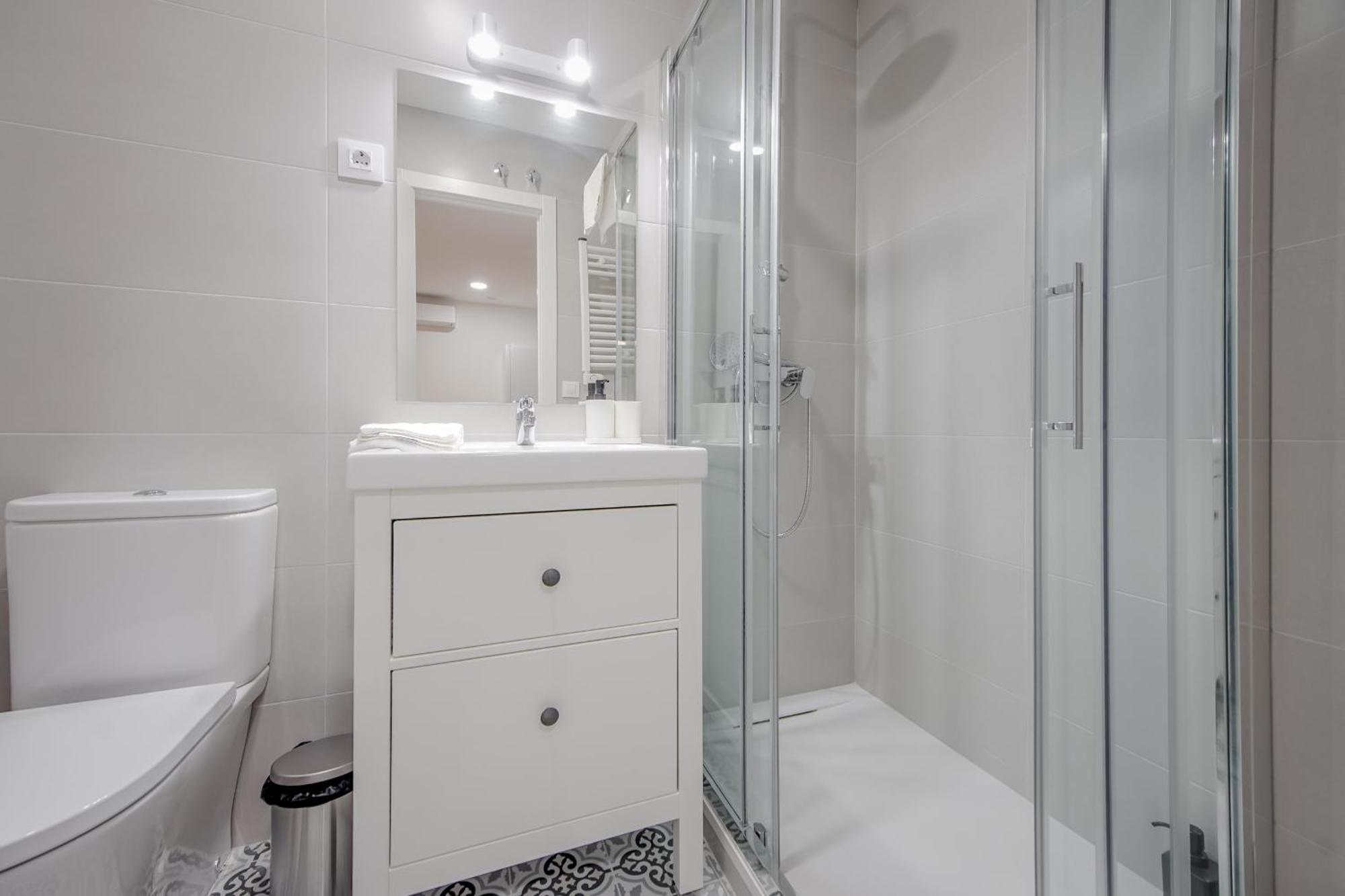 Cozy&New Apartment Para 6Pax En La Plaza De Tirso - Madrid E1 Exterior foto